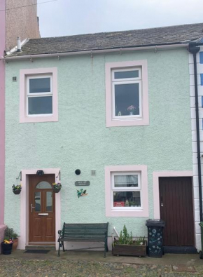 West View cottage in seaside town of Allonby